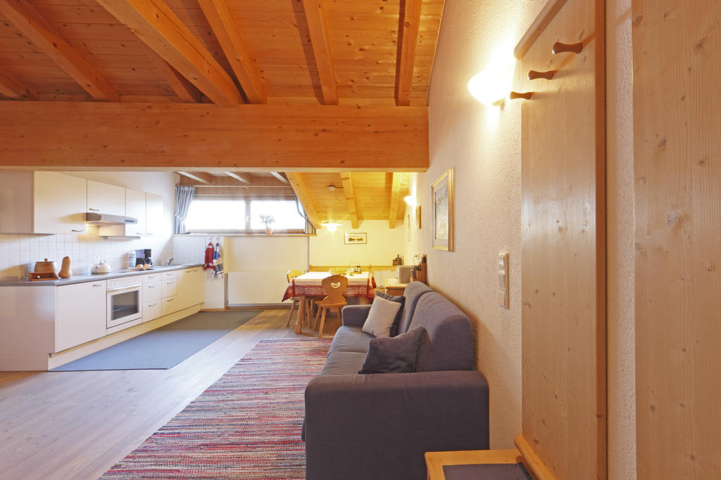 Chalet & Appartement Zingerlehof Trens Campo di Trens Room photo
