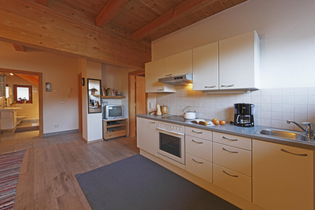 Chalet & Appartement Zingerlehof Trens Campo di Trens Room photo